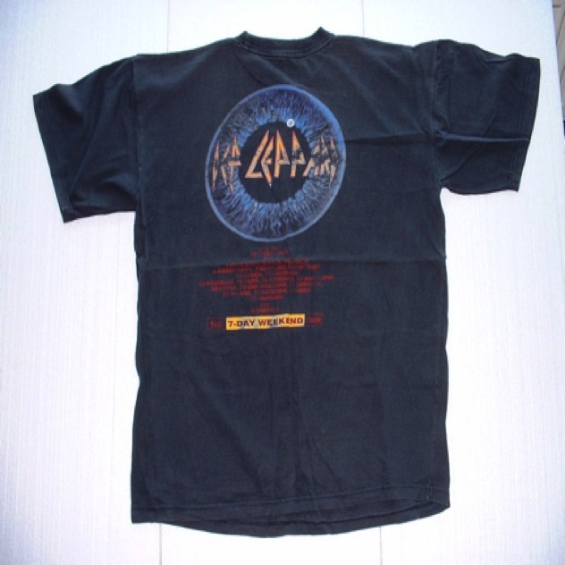 1993 DEF_LEPPARD_The_7_day_weekend_tour_1993_live_r.jpg 1993 DEF_LEPPARD_The_7_day_weekend_tour_1993_live_r.jpg